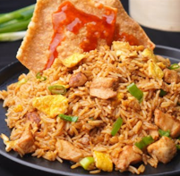 Arroz Chaufa de Pollo com Tamarindo